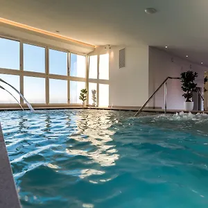 hesperia-hotel-residence.hotelinveneto.com/